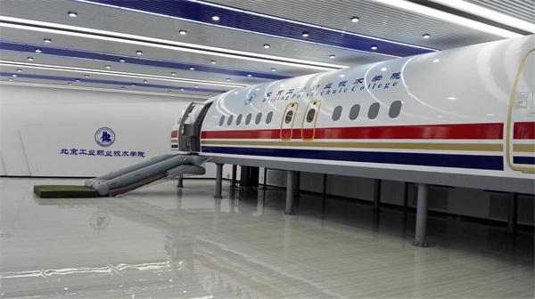 航空仿照设备的舱内清单有哪些？