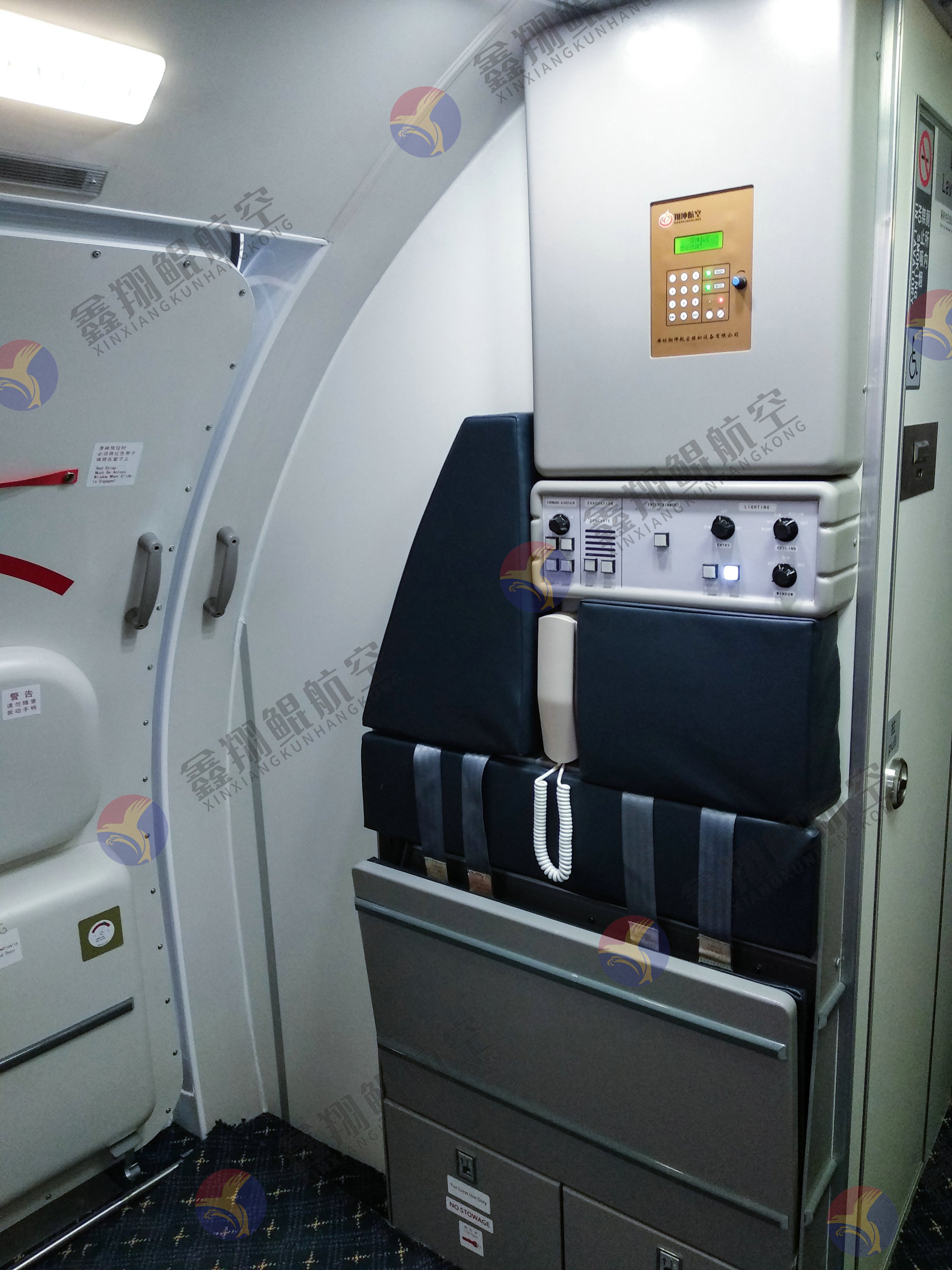 波音B737-800空中乘务训练舱